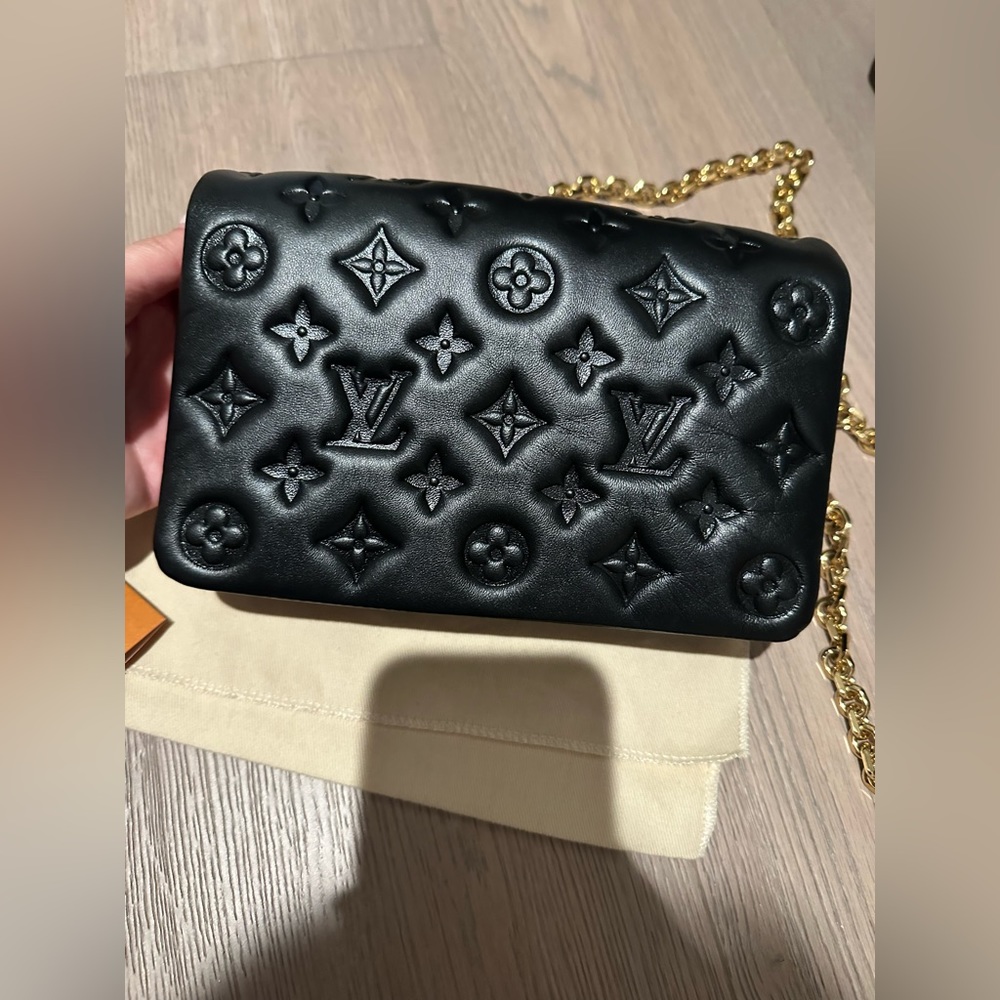 Pochette Coussin Louis Vuitton